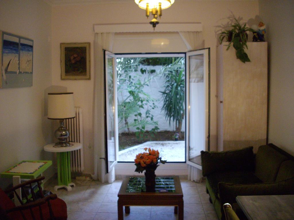 Lilly'S Appartments Athen Zimmer foto