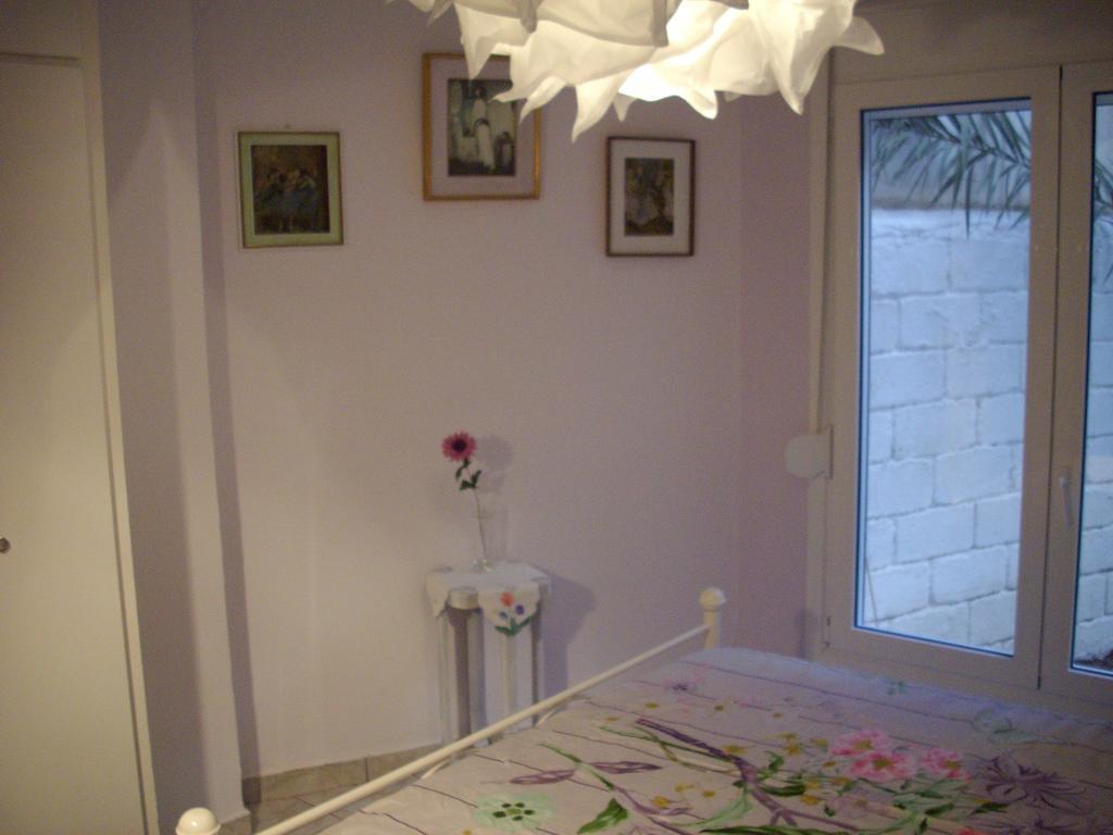 Lilly'S Appartments Athen Zimmer foto