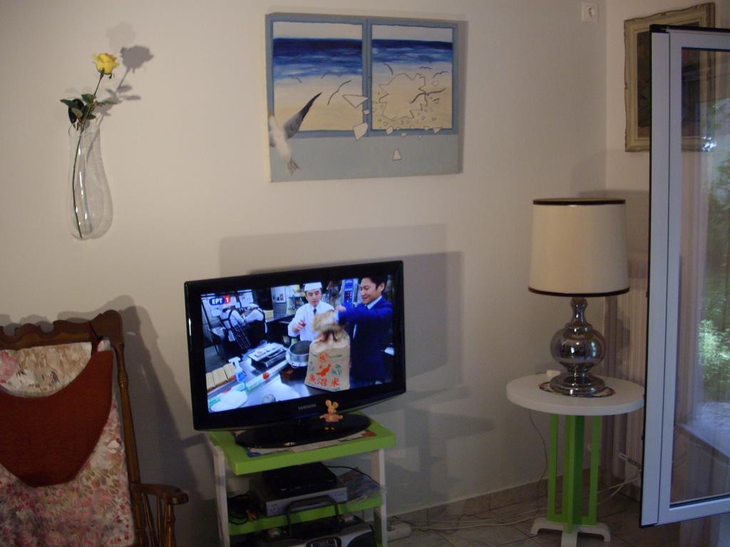 Lilly'S Appartments Athen Zimmer foto